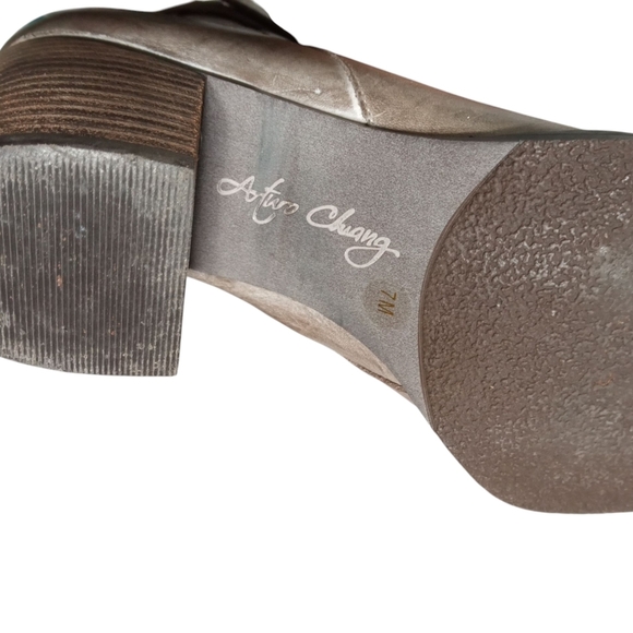 Arturo Chiang Brown Leather Ankle Boots Strap Buckle Side Zip Booties Women’s 7 - Picture 2 of 6